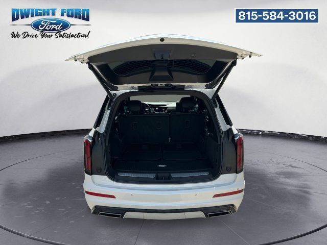 Used 2024 Cadillac XT6 Sport w/ Technology Package AWD/4WD image 18