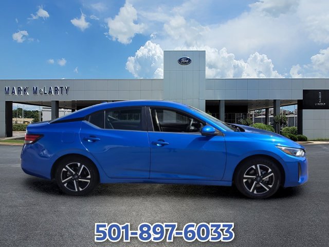 Used 2024 Nissan Sentra SV FWD image 6