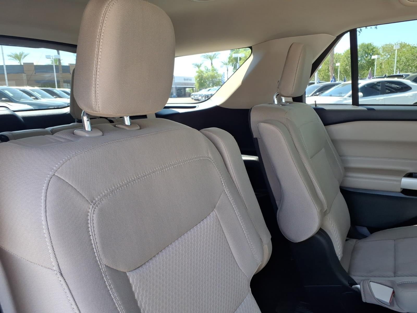 Certified 2023 Ford Explorer XLT RWD image 15