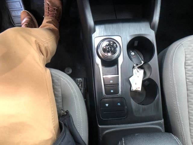 Certified 2020 Ford Escape SE image 19