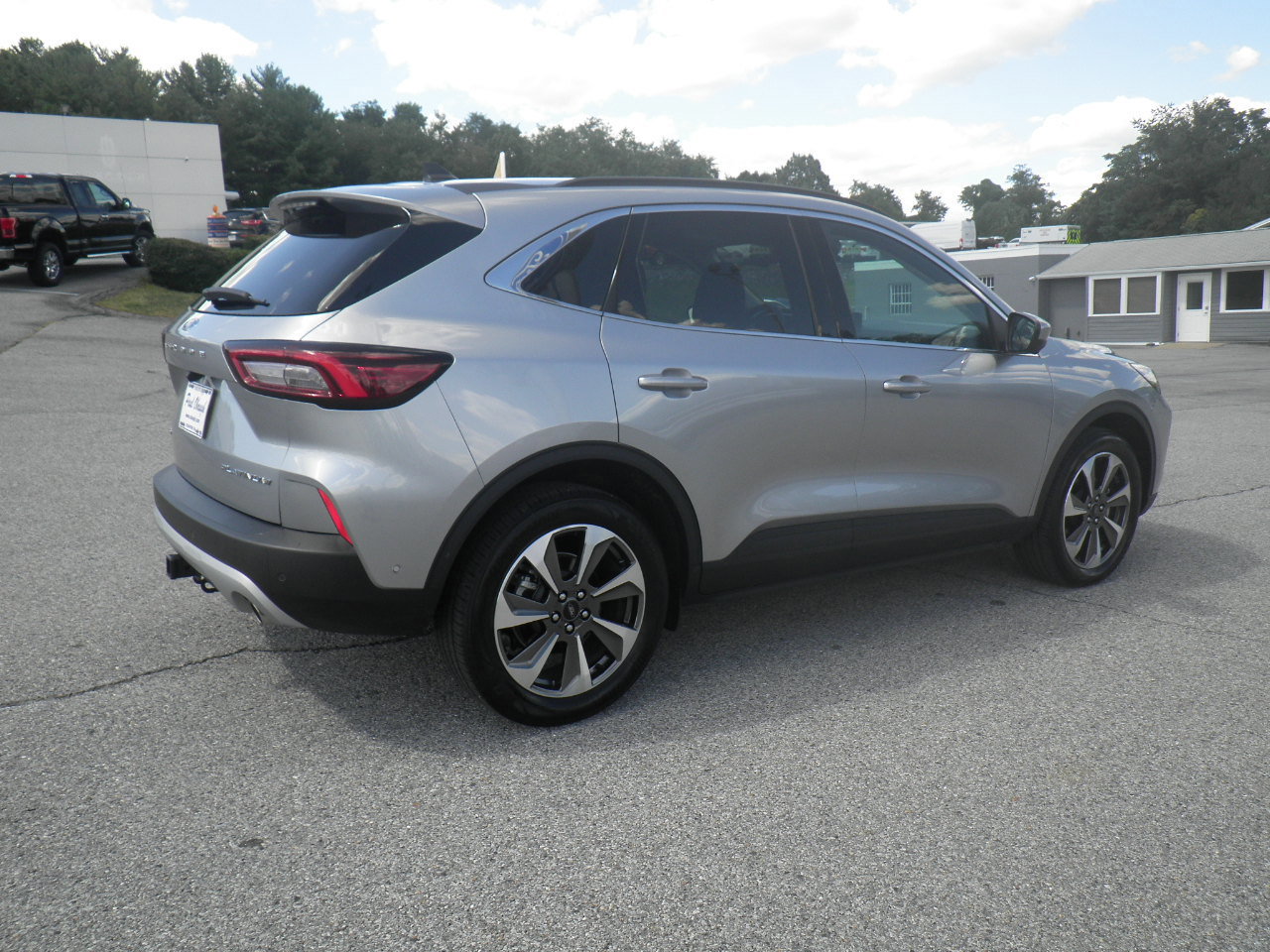 Certified 2023 Ford Escape Platinum w/ Premium Technology Package image 5