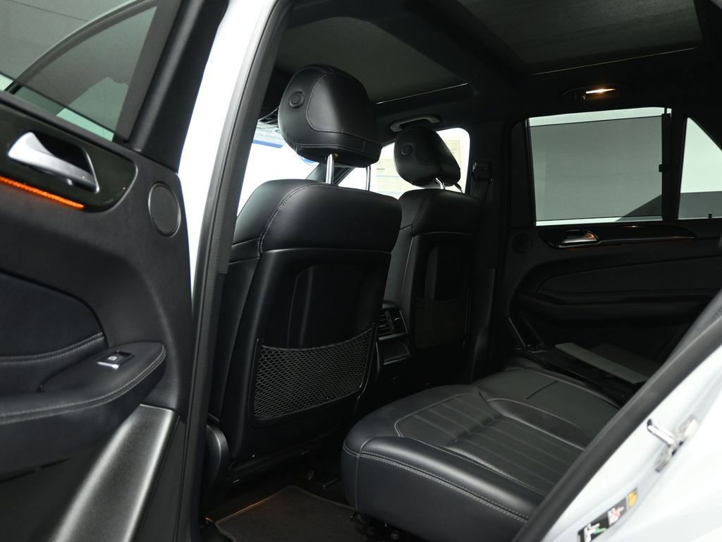 Used 2019 Mercedes-Benz GLE 400 4MATIC image 19