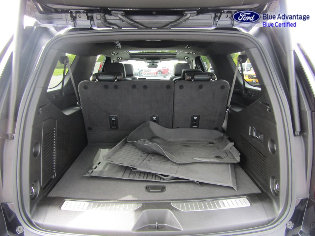 Used 2025 GMC Yukon XL AT4 w/ AT4 Premium Package AWD/4WD image 23