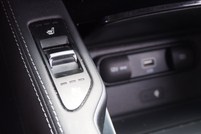 Used 2022 Kia Telluride EX w/ EX Premium Package FWD image 32