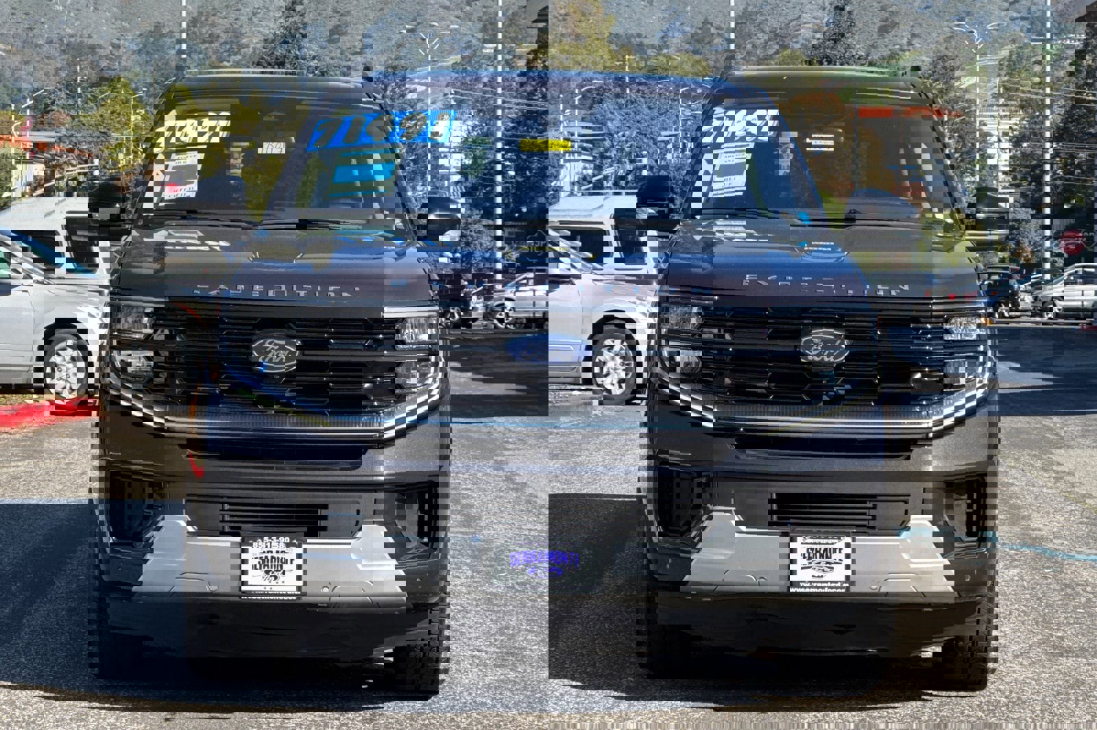 Certified 2025 Ford Expedition Max Platinum image 10