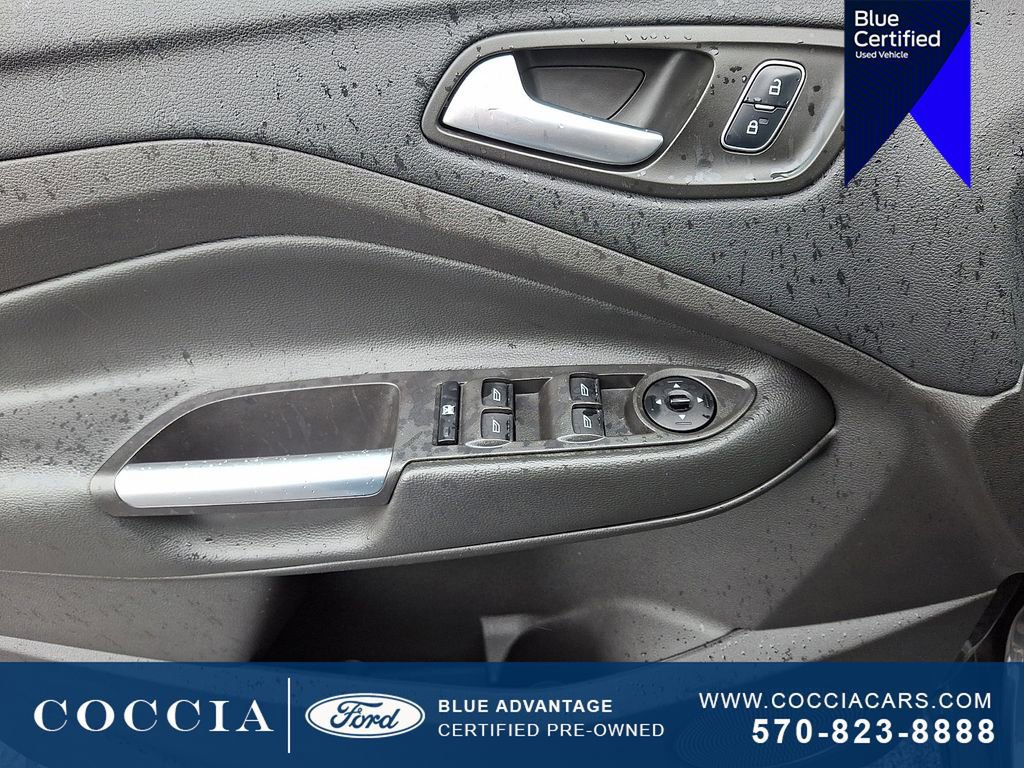 Certified 2018 Ford Escape SE w/ SE Sync 3 Package AWD/4WD image 12