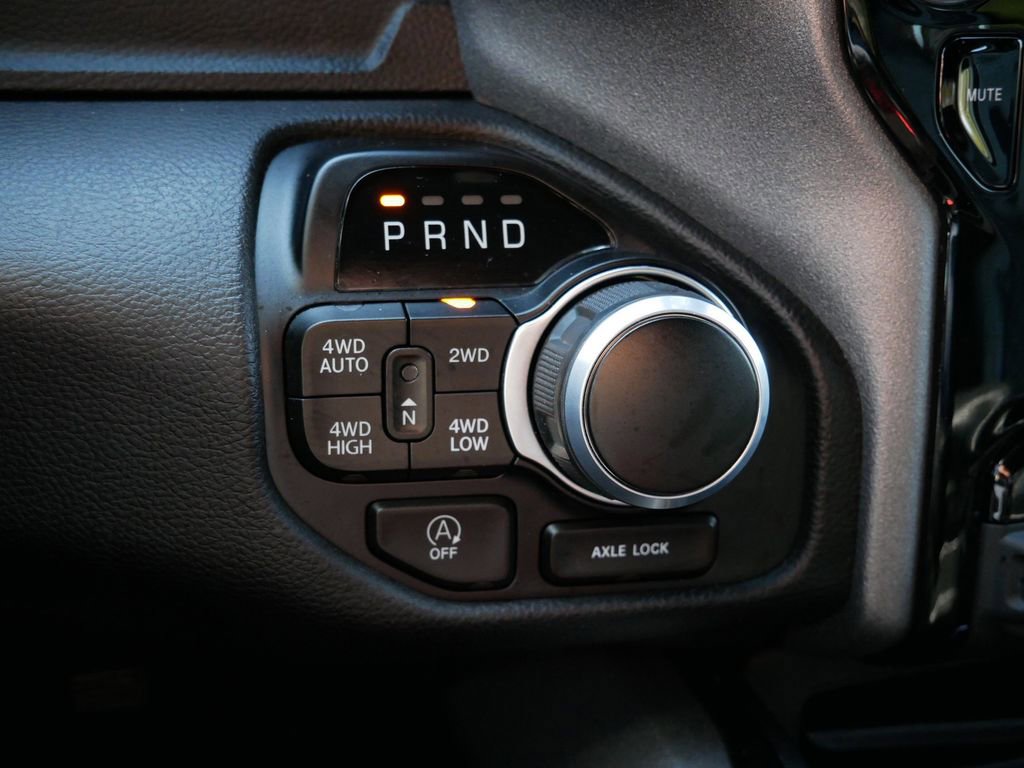 Used 2024 RAM 1500 Big Horn AWD/4WD image 26