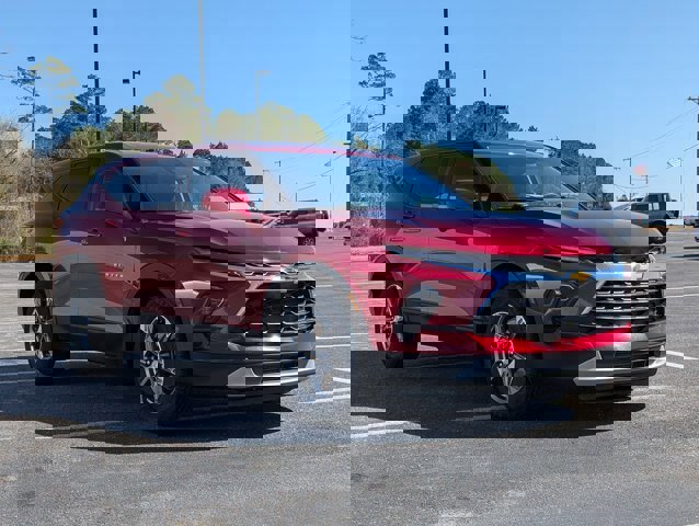 Used 2025 Chevrolet Blazer LT image 7