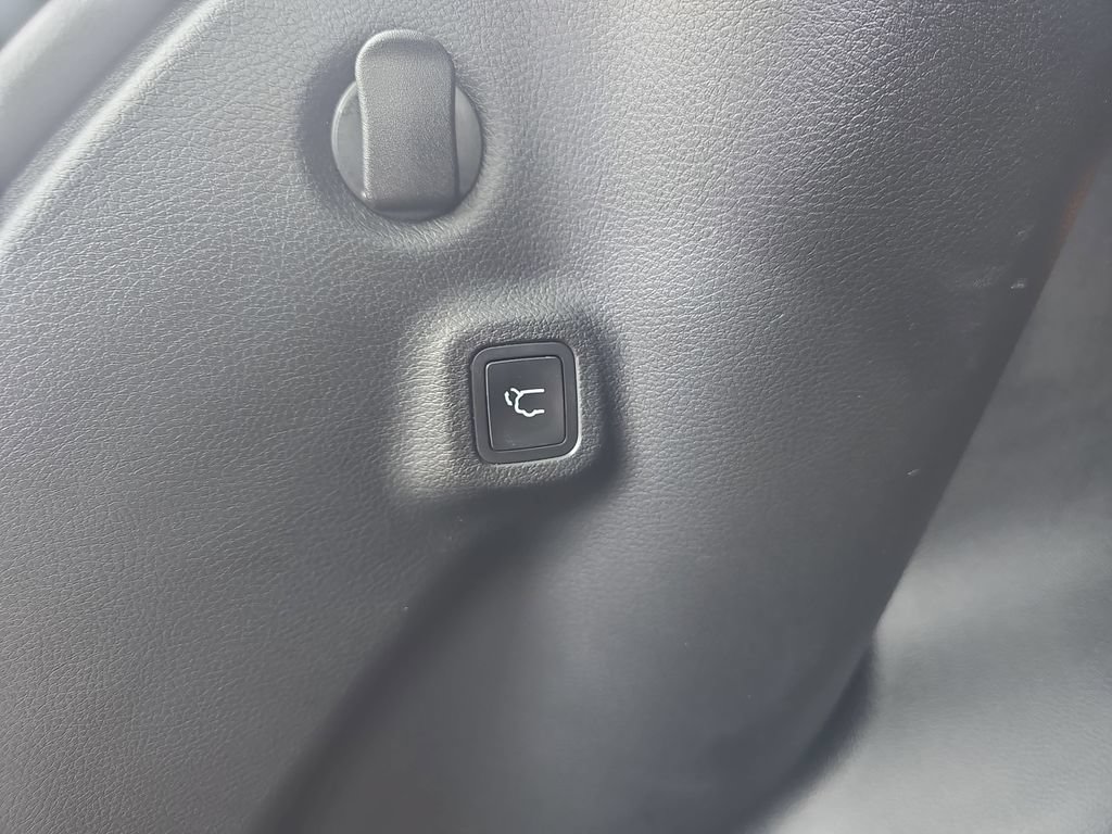 Used 2020 Jeep Compass High Altitude AWD/4WD image 13