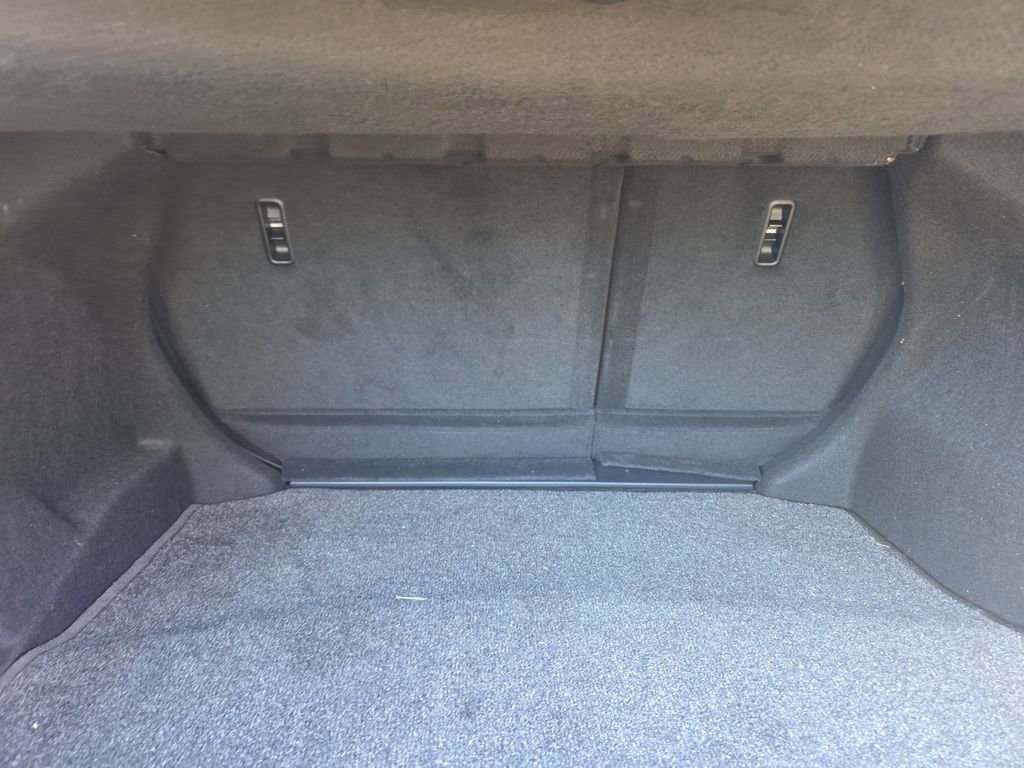 Used 2022 Lexus IS 500 image 19