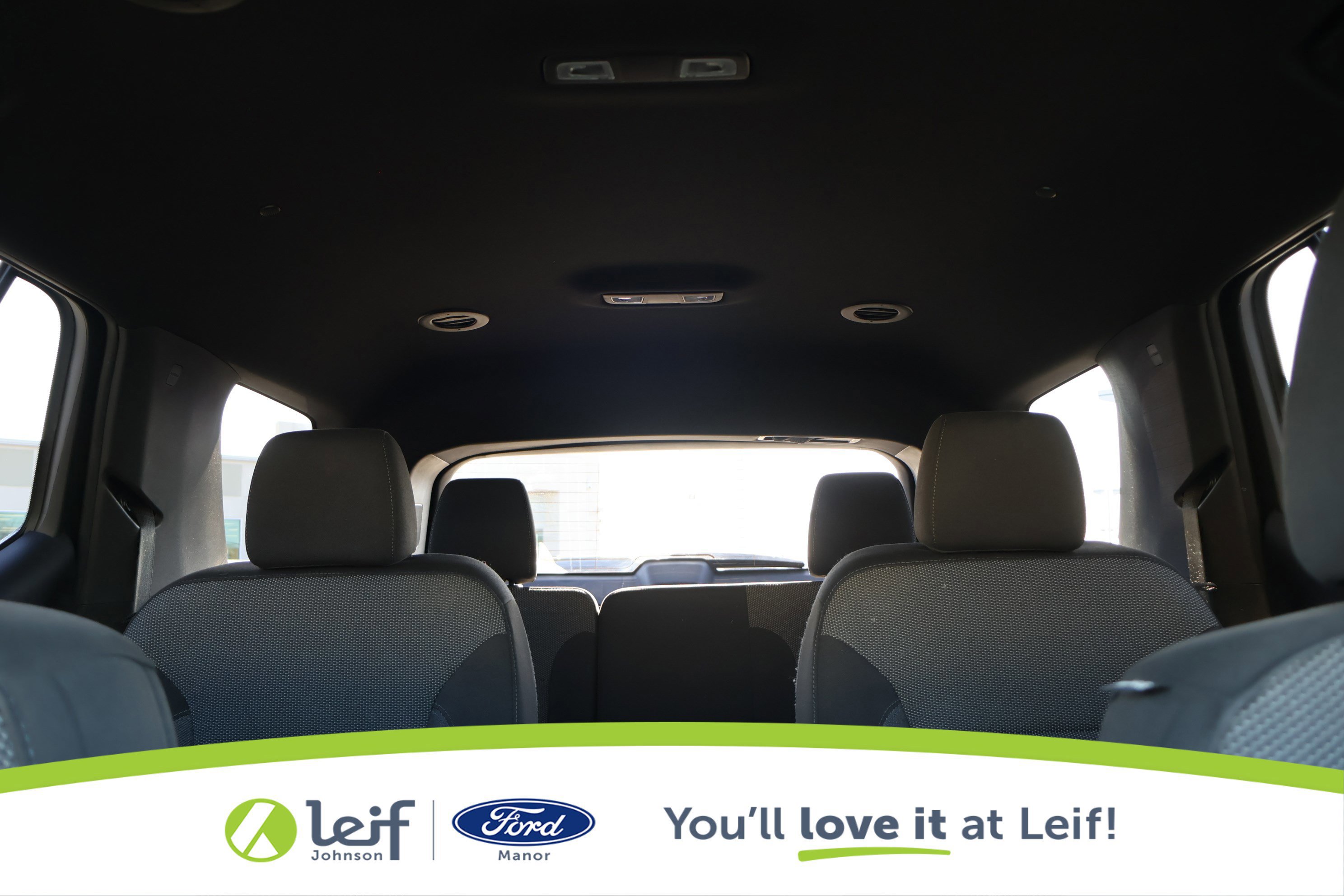 Used 2023 Chevrolet Traverse LT image 26