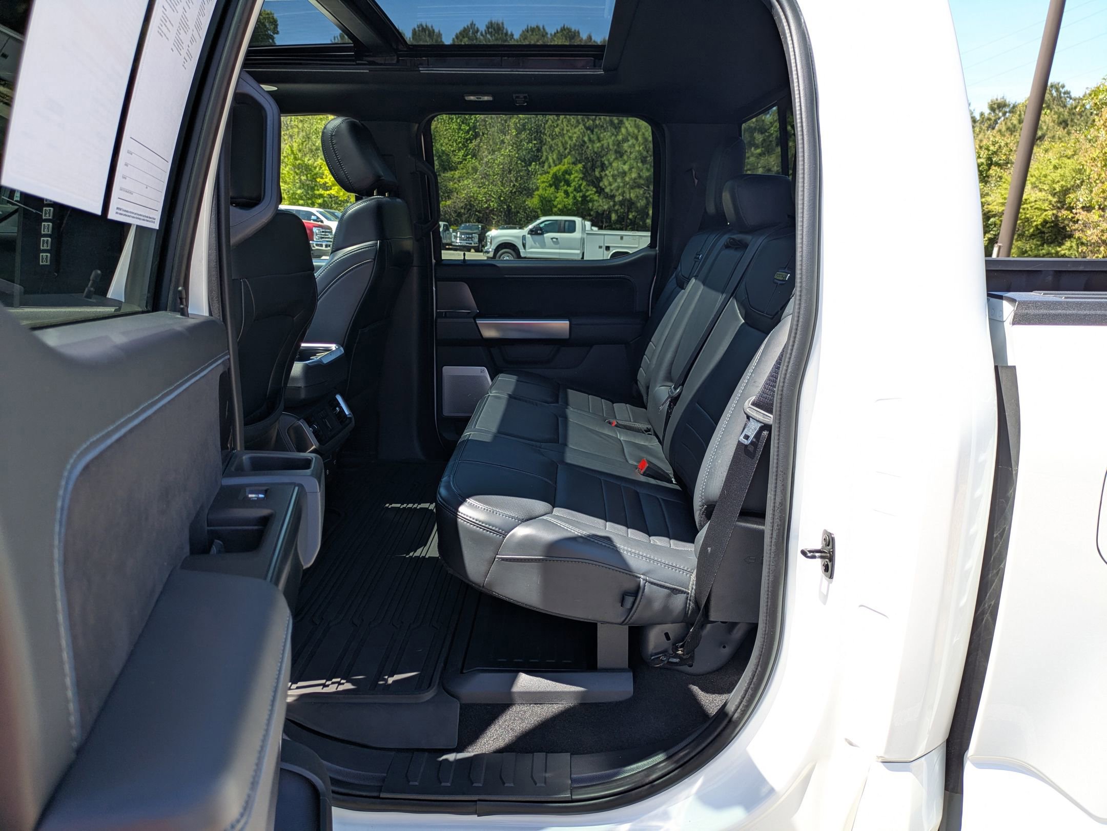 Certified 2024 Ford F150 Platinum w/ Equipment Group 702A High image 33