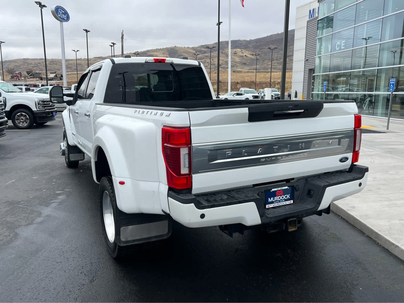 Certified 2022 Ford F450 Platinum w/ FX4 Off-Road Package image 4