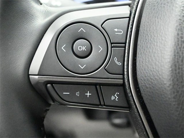 Used 2024 Toyota Camry SE image 12