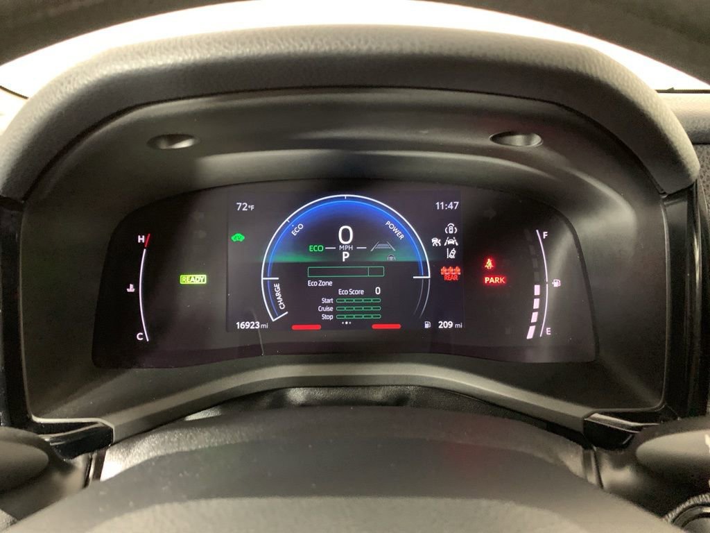 Used 2025 Toyota Camry LE FWD image 19