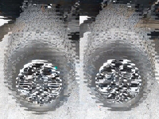 Certified 2022 Ford F150 XLT w/ Equipment Group 302A High image 12