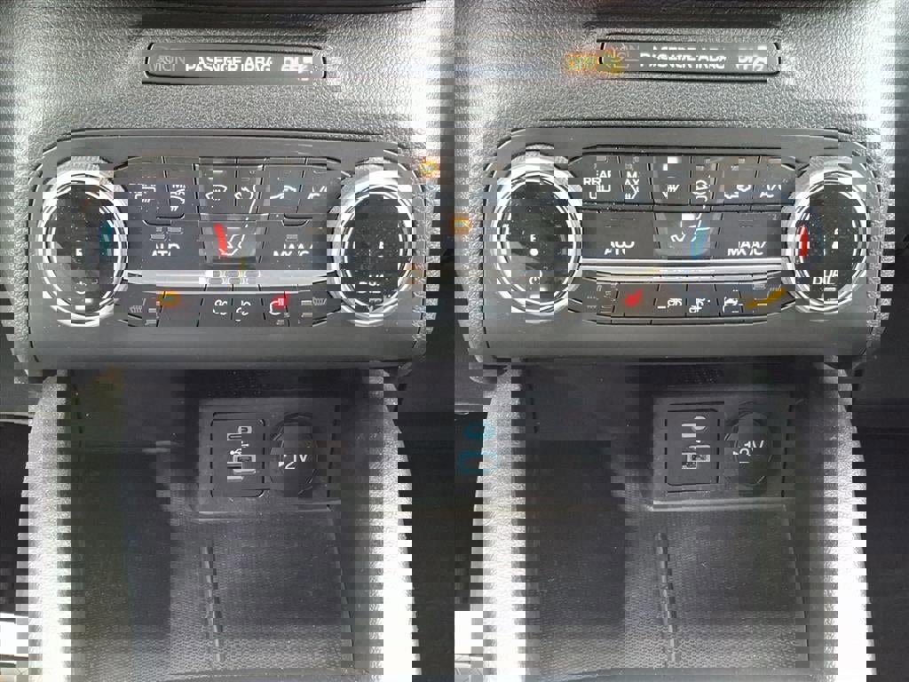 Certified 2023 Ford Escape Active image 18