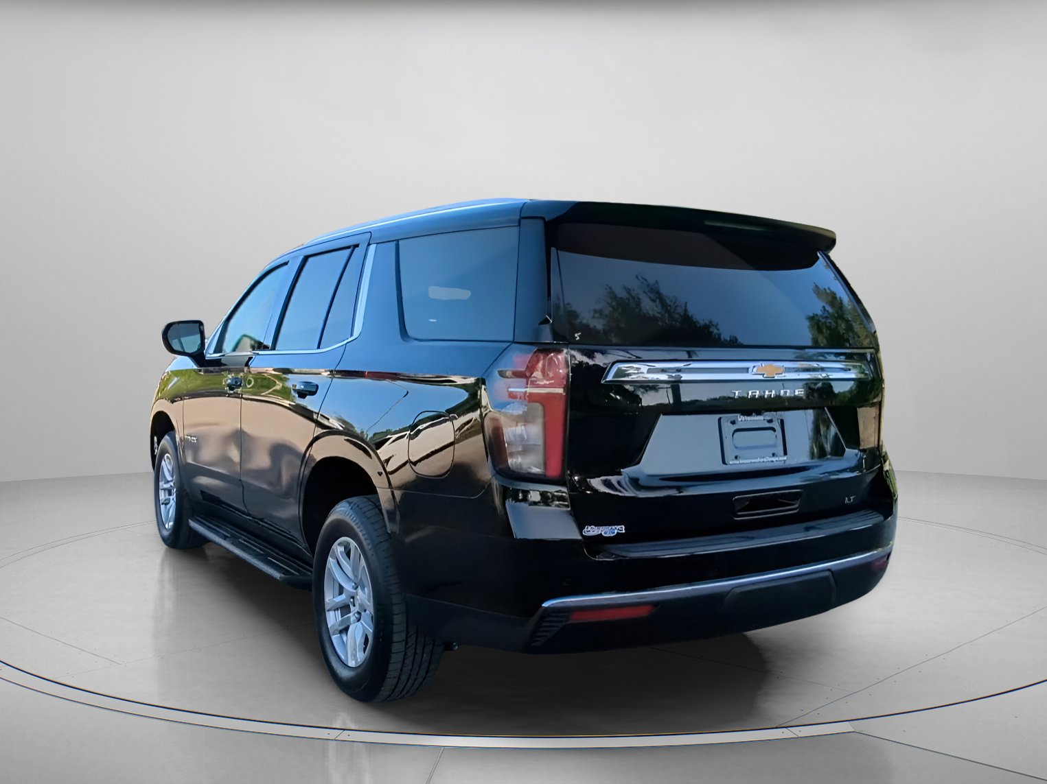 Used 2021 Chevrolet Tahoe LT image 18