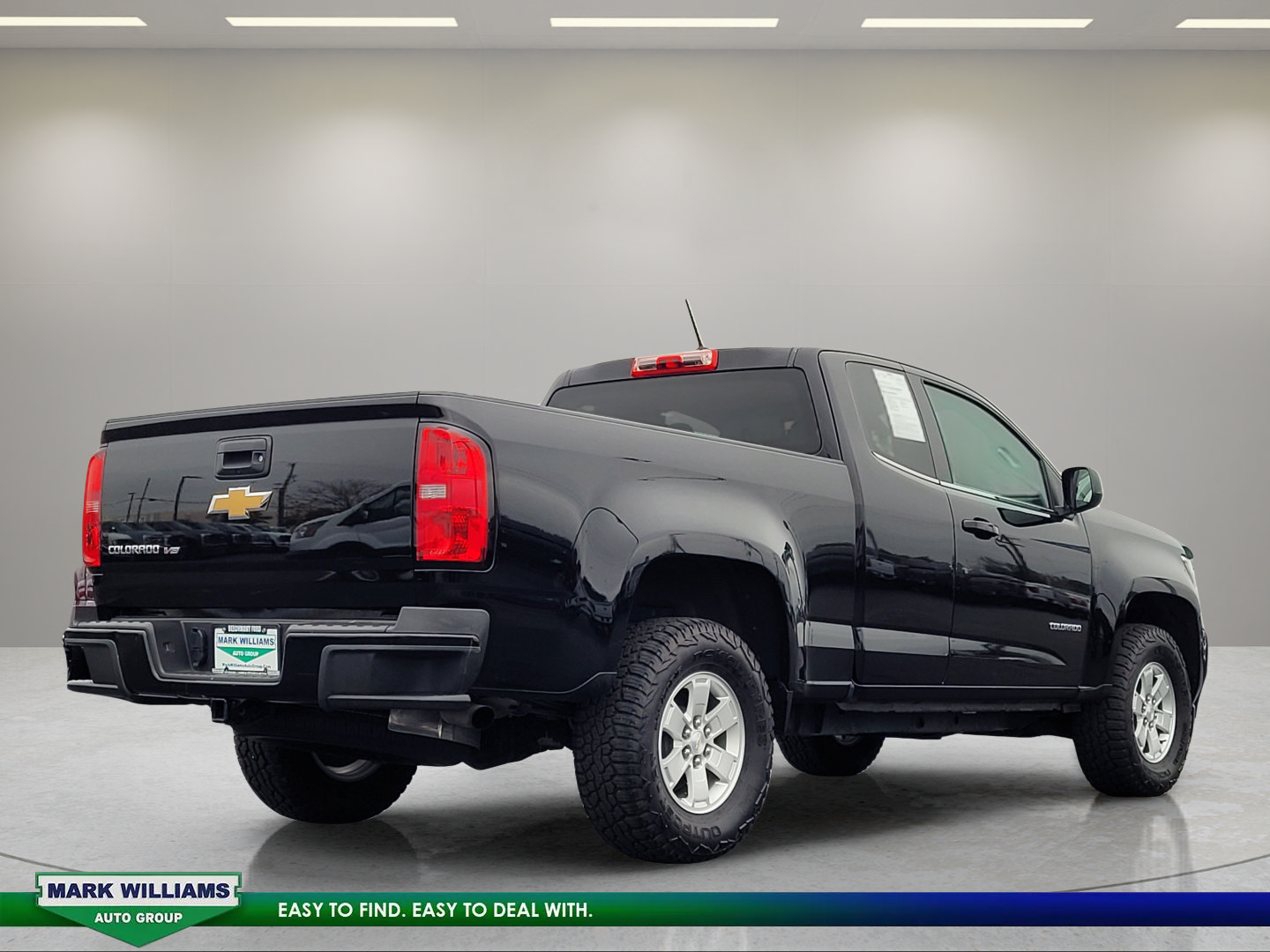 Used 2020 Chevrolet Colorado W/T w/ WT Convenience Package AWD/4WD image 4