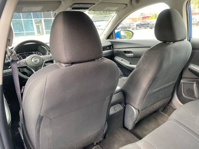 Used 2025 Nissan Sentra SV FWD image 29