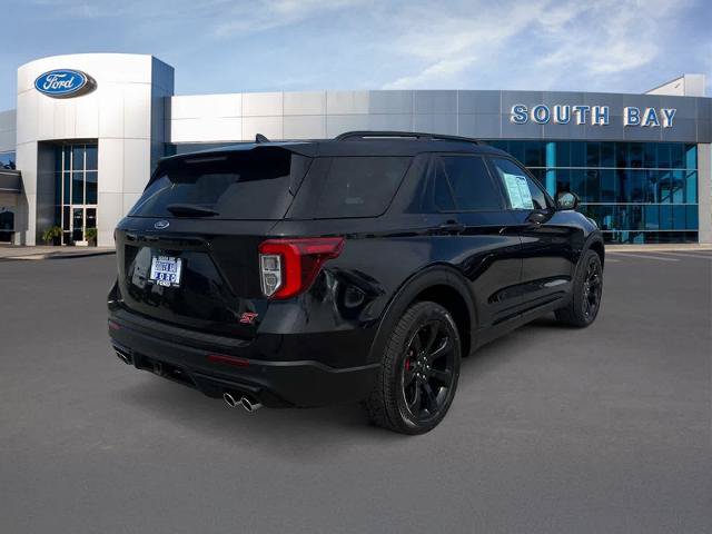 Certified 2022 Ford Explorer ST w/ Equipment Group 401A AWD/4WD image 5