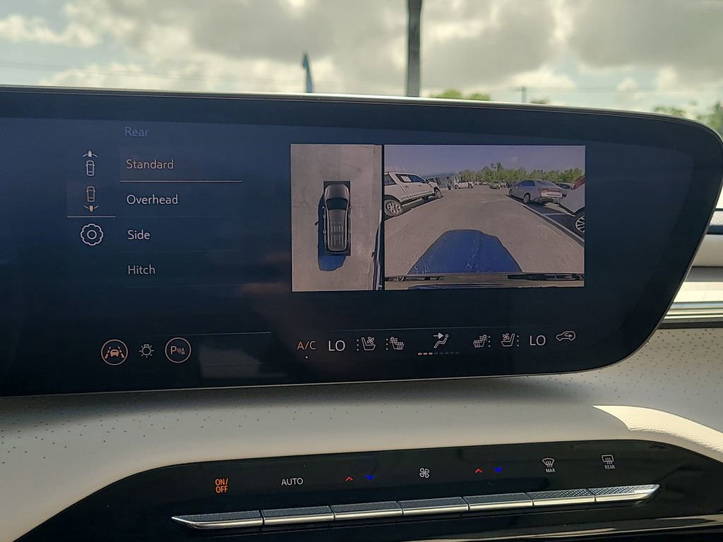 Used 2026 Buick Enclave Avenir w/ Super Cruise Package FWD image 26