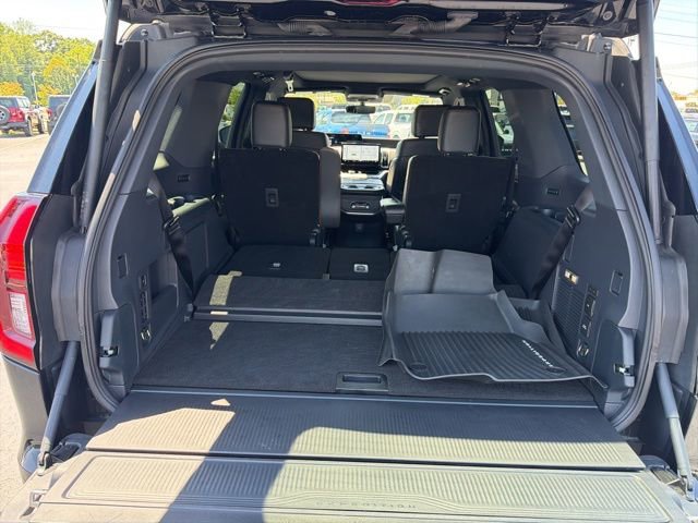 Certified 2025 Ford Expedition Tremor AWD/4WD image 12