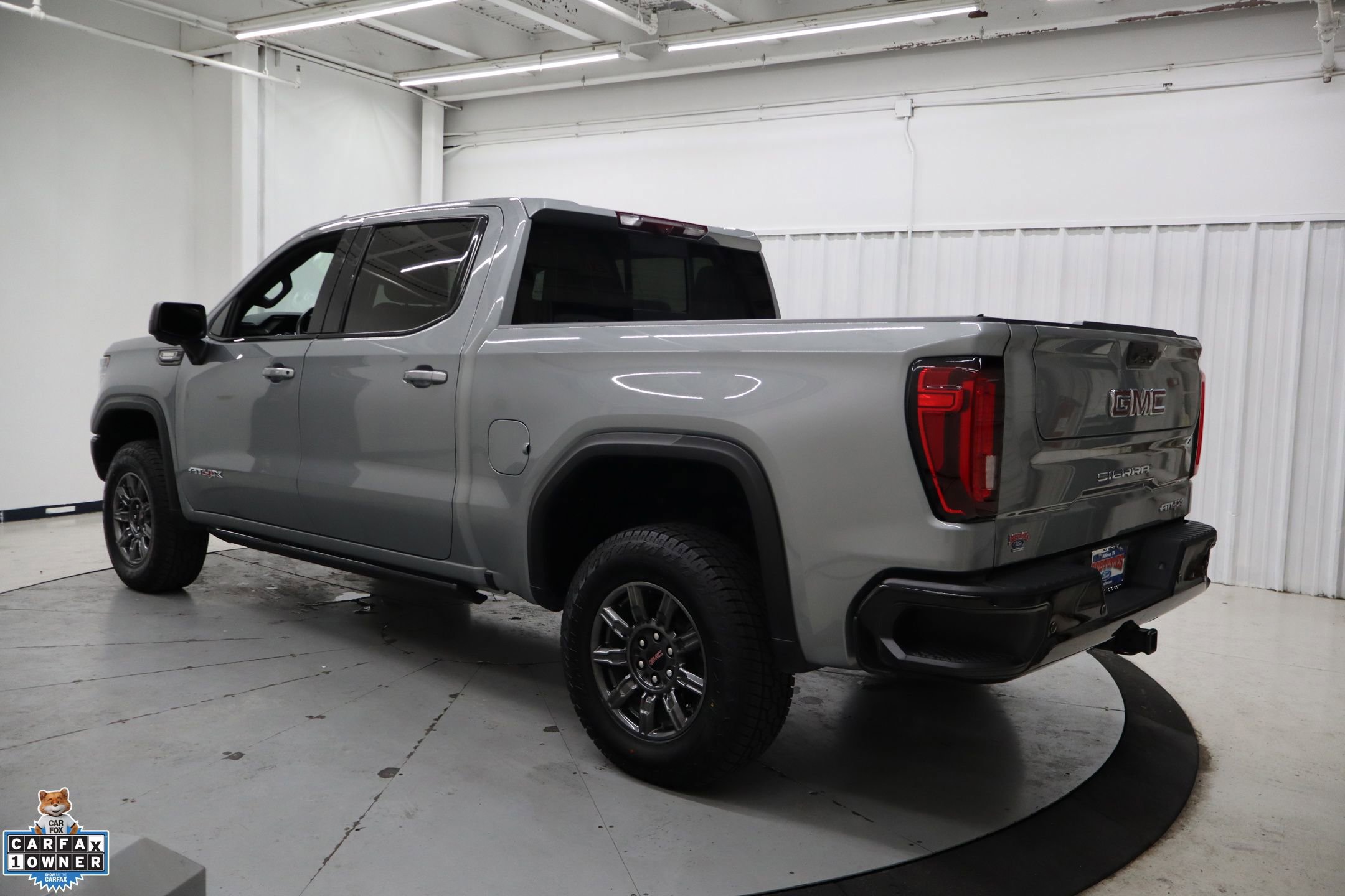 Used 2024 GMC Sierra 1500 AT4X image 4