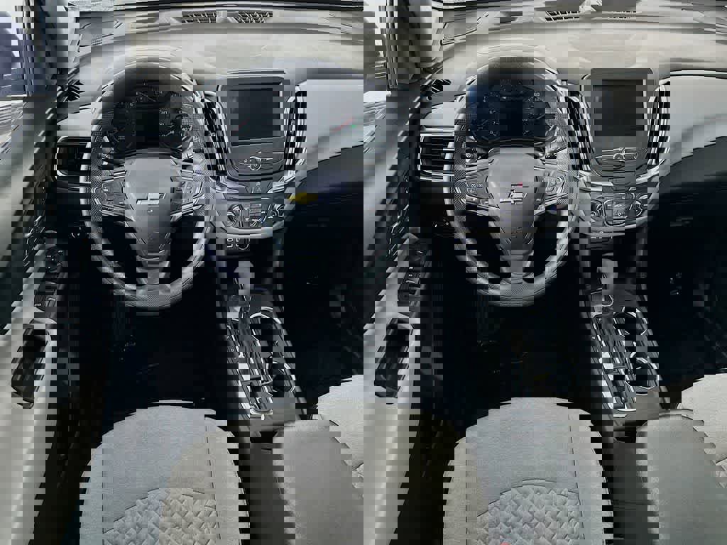 Used 2024 Chevrolet Equinox LS w/ Driver Confidence II Package image 10