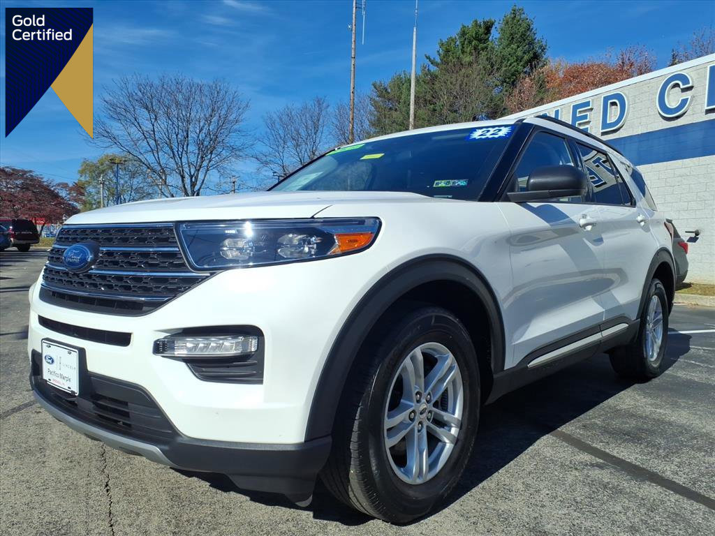 Certified 2022 Ford Explorer XLT w/ Equipment Group 202A image 1