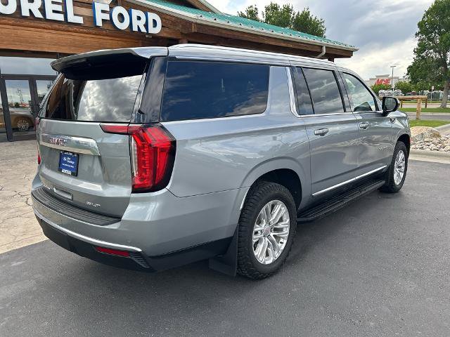 Used 2023 GMC Yukon XL SLT AWD/4WD image 8