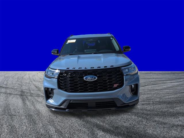 Certified 2025 Ford Explorer ST image 9