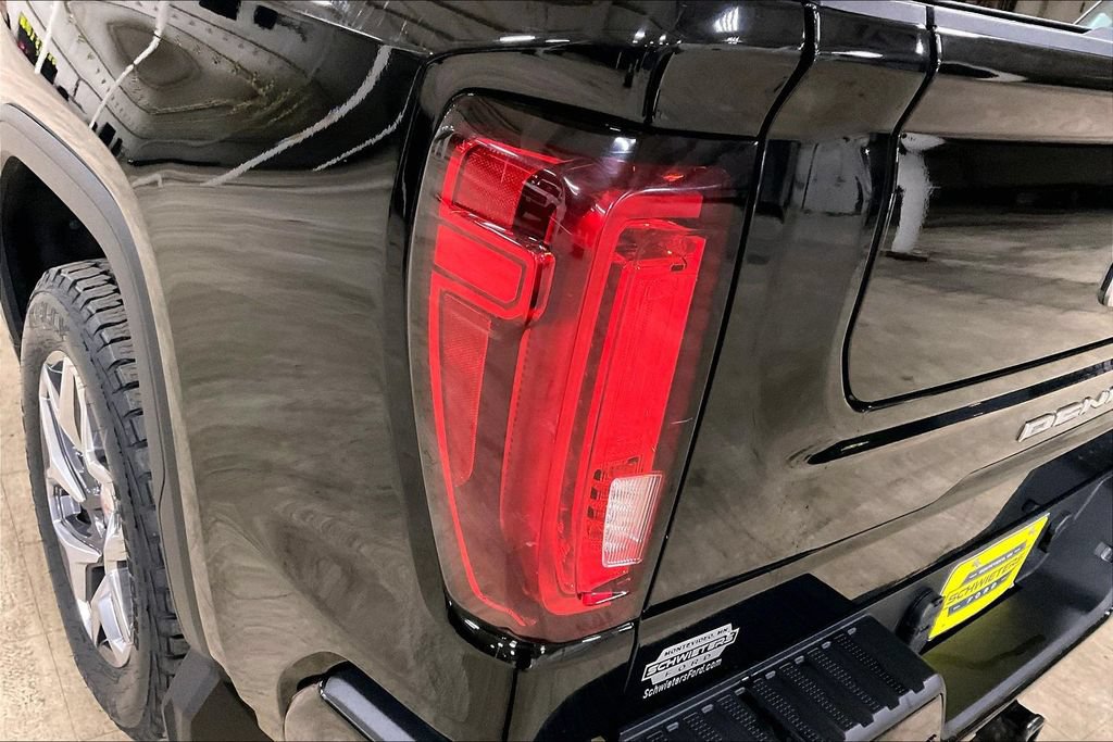 Used 2019 GMC Sierra 1500 Denali w/ Denali Ultimate Package AWD/4WD image 28