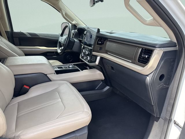 Certified 2024 Ford Expedition Limited RWD image 19