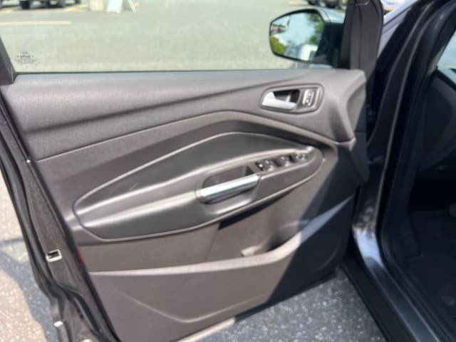 Certified 2018 Ford Escape SE AWD/4WD image 10