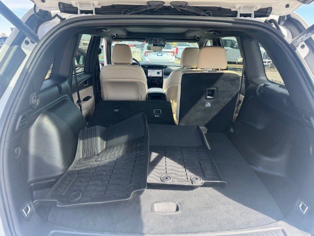 Used 2023 Jeep Grand Cherokee Limited w/ Luxury Tech Group II image 30