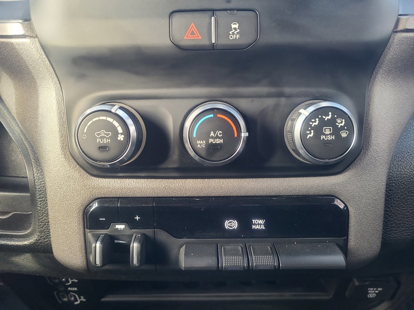 Used 2019 RAM 2500 Tradesman image 29