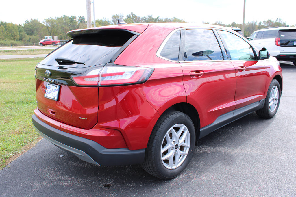 Certified 2024 Ford Edge SEL AWD/4WD image 16