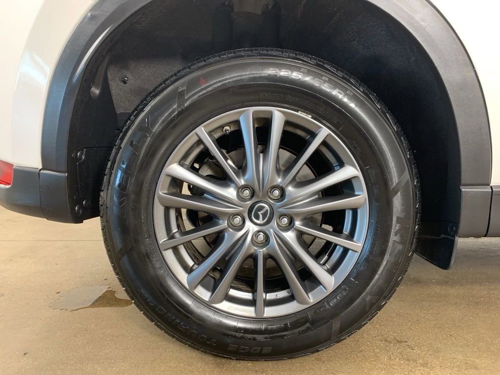 Used 2020 MAZDA CX-5 Touring FWD image 39