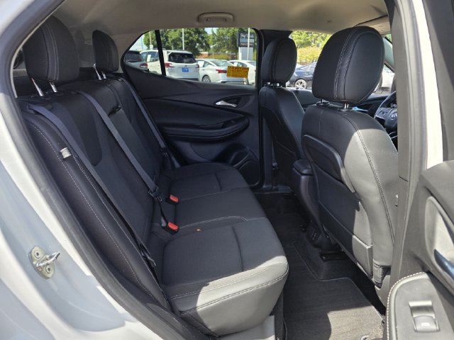 Used 2022 Buick Encore GX Select FWD image 28