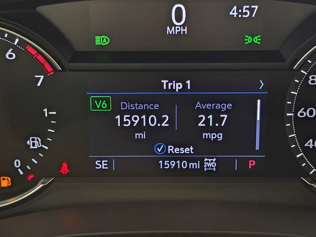 Used 2020 Cadillac XT5 Premium Luxury AWD/4WD image 29