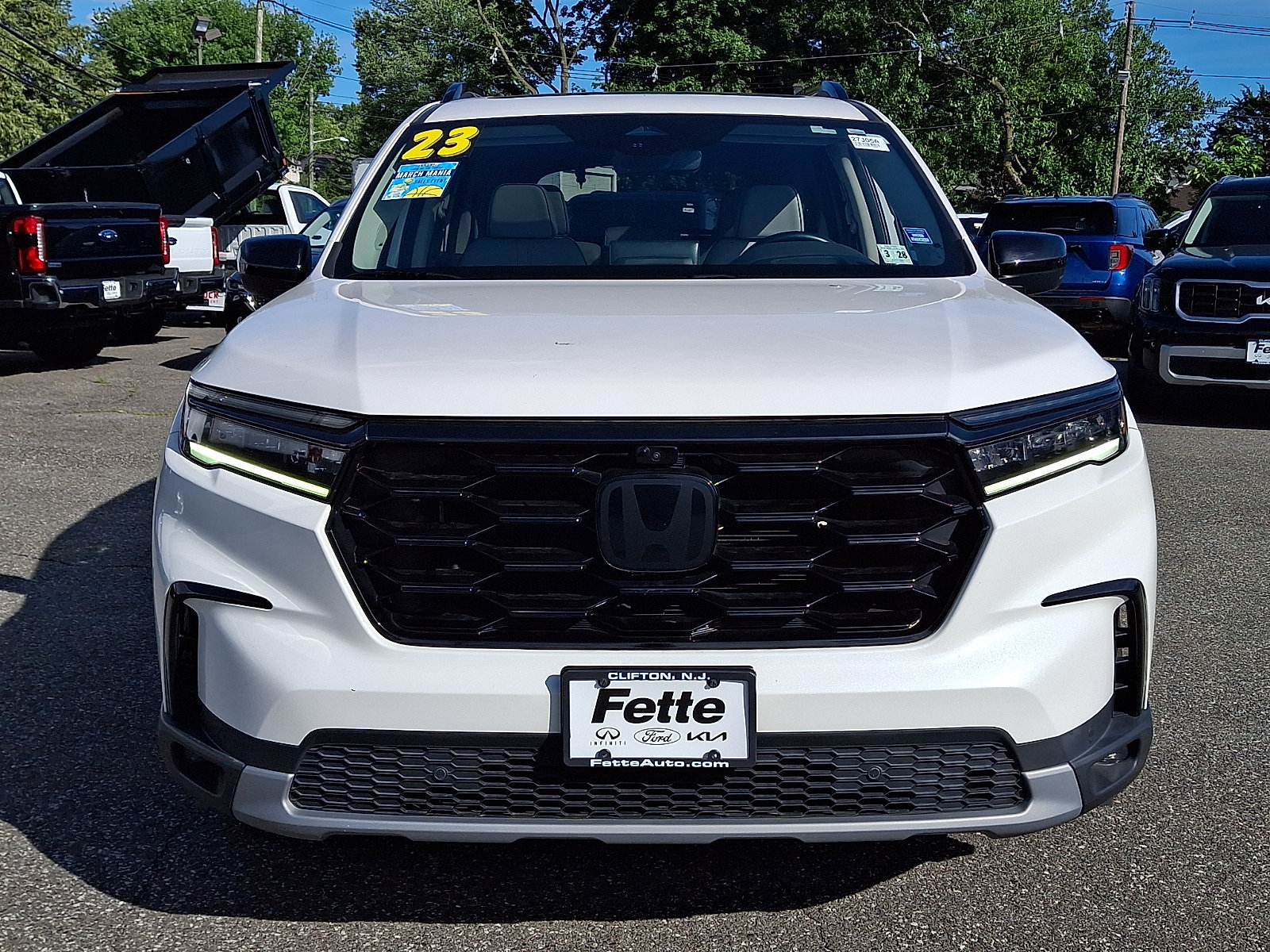 Used 2023 Honda Pilot Elite image 2