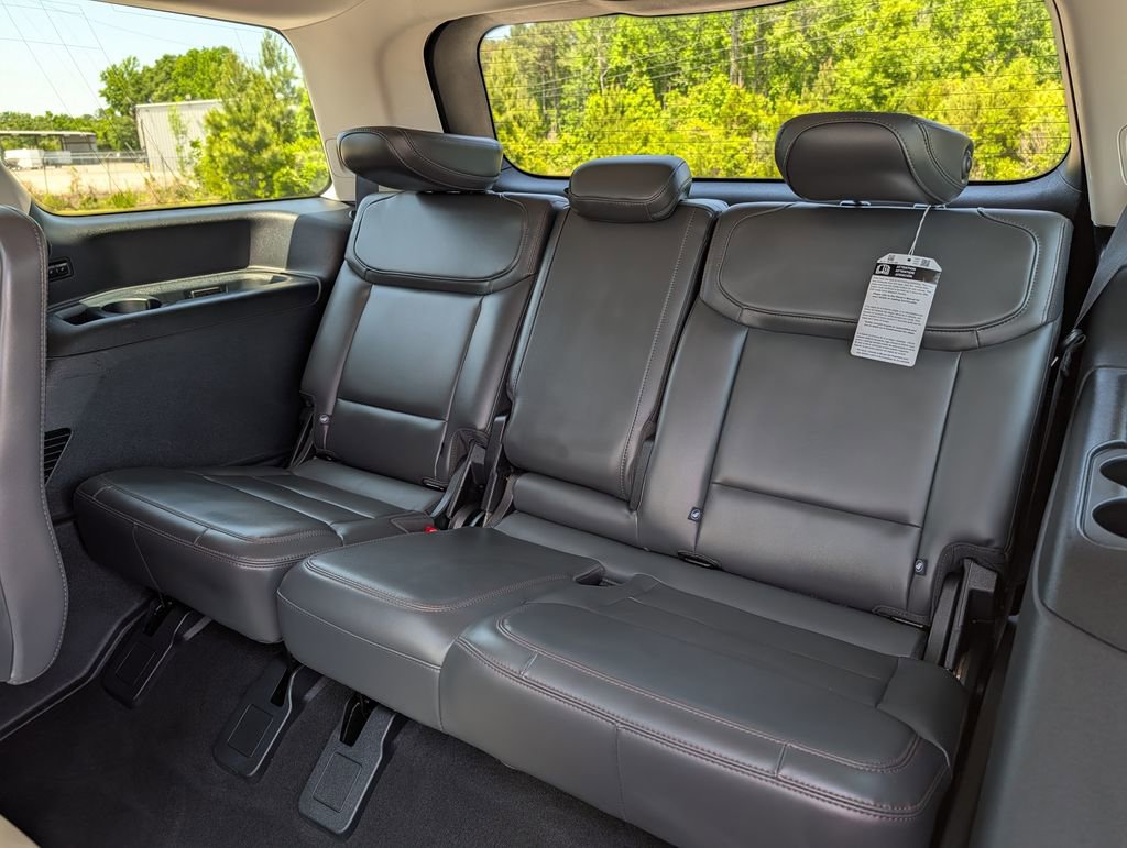 Certified 2025 Ford Expedition Active RWD image 27