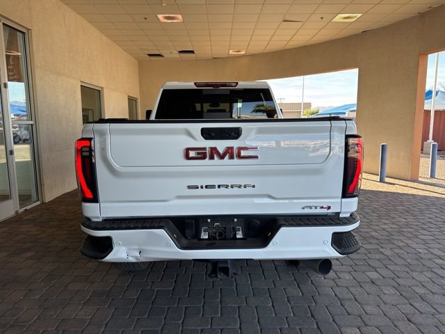 Used 2025 GMC Sierra 2500 AT4 w/ AT4 Premium Plus Package image 3