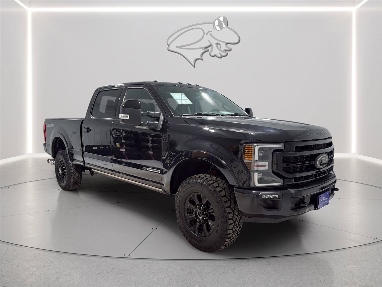 Certified 2022 Ford F250 Lariat w/ Tremor Off-Road Package AWD/4WD image 8