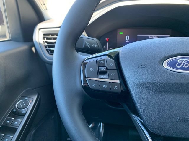 Certified 2025 Ford Escape SE FWD image 22