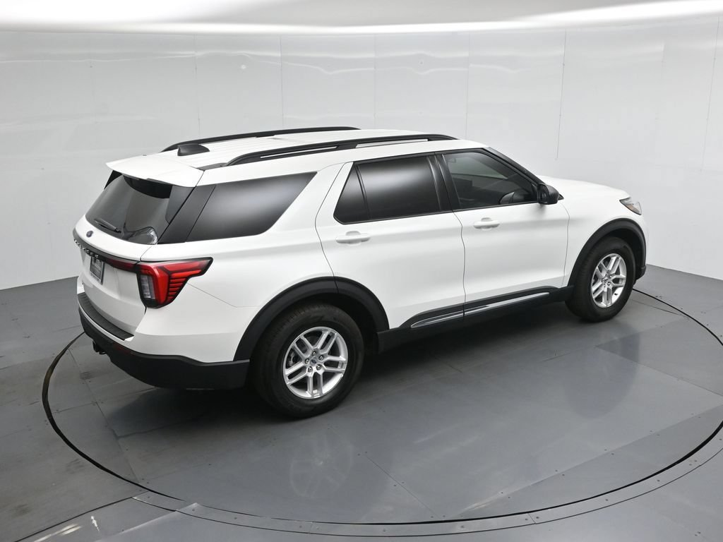 Certified 2025 Ford Explorer Active RWD image 42