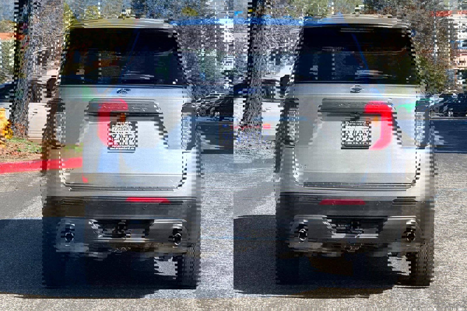 Certified 2023 Ford Explorer XLT w/ Equipment Group 202A image 5