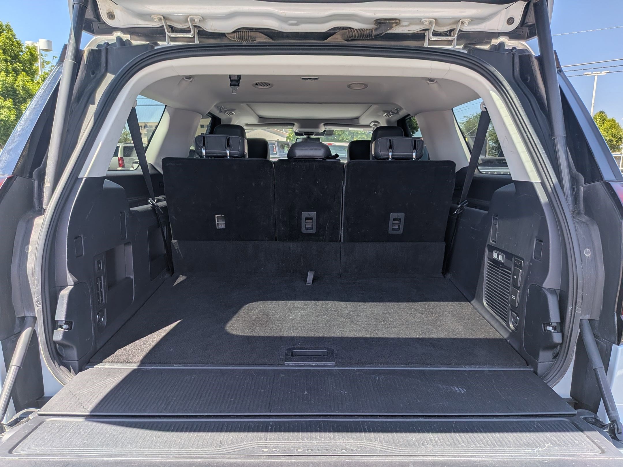 Certified 2025 Ford Expedition Max Active AWD/4WD image 32