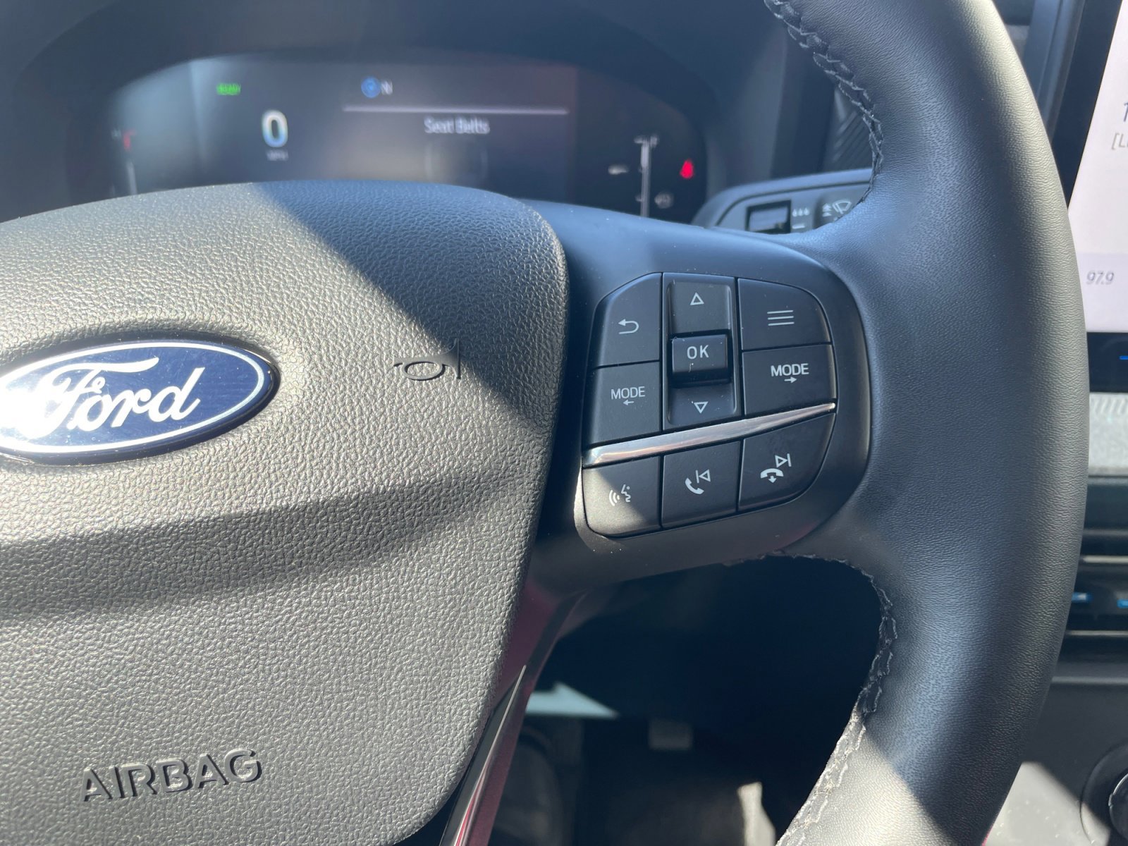 Certified 2025 Ford Maverick XLT w/ XLT Luxury Package image 20